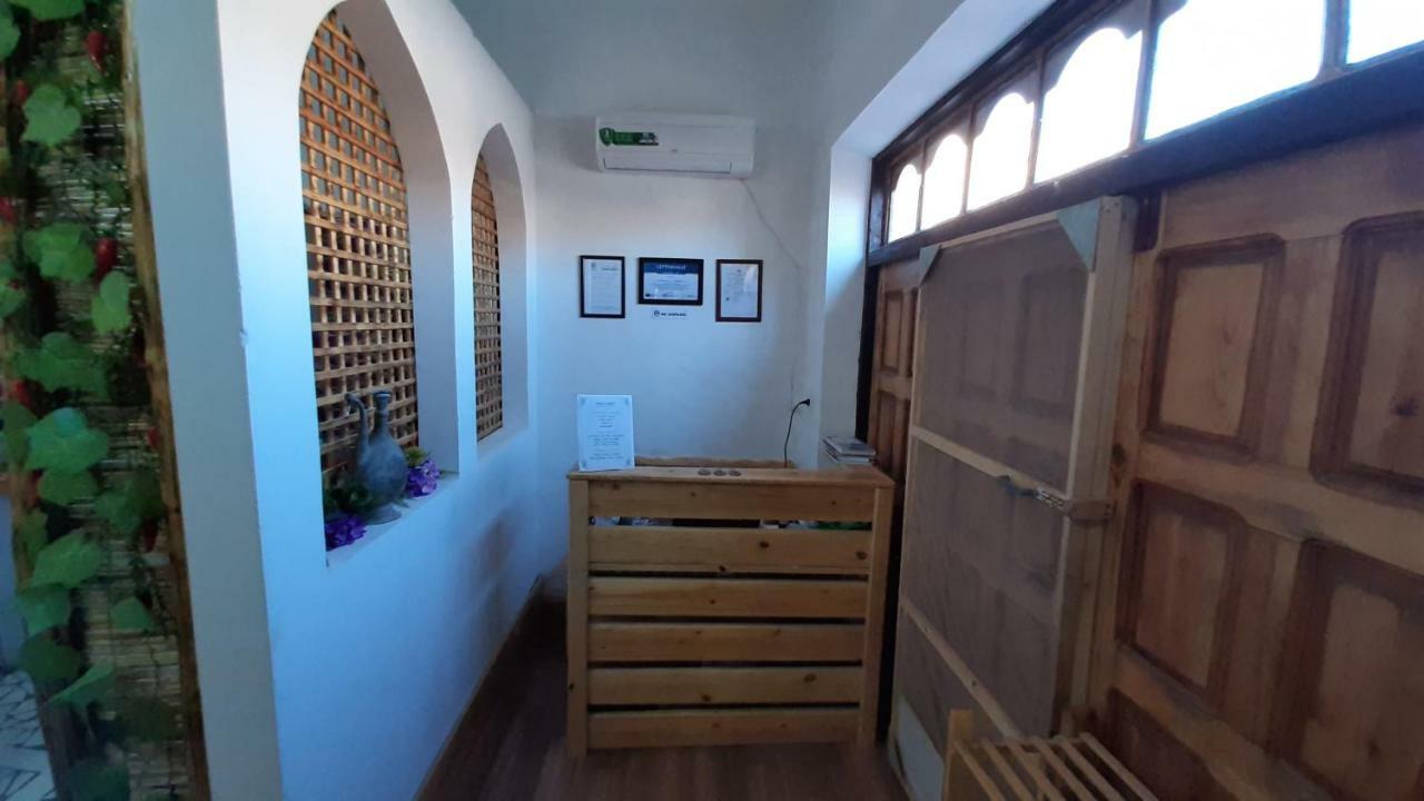 "Yoqut House" Guest House In The Centre Of Ancient City Khiva Exterior photo
